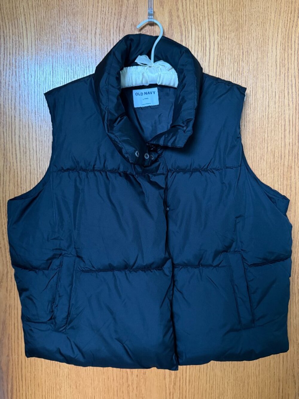 Old Navy Black Puffer Vest Women’s Large Tall LT Zip Snap Front Quilted